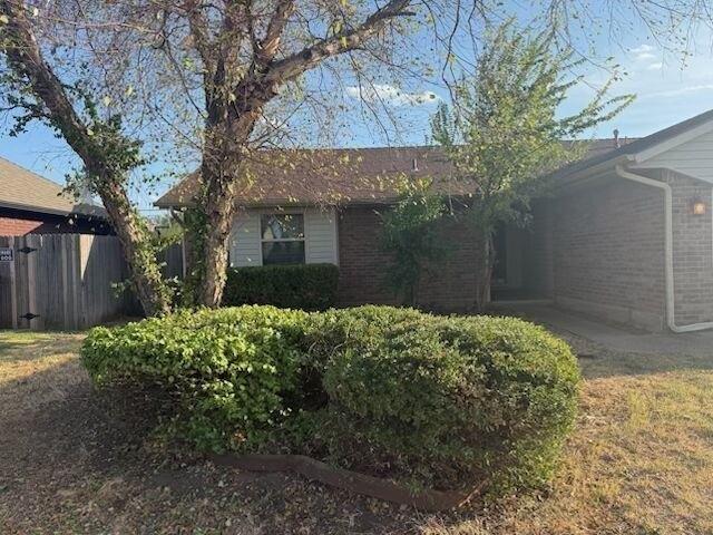 House for sale in Moore, Cleveland County