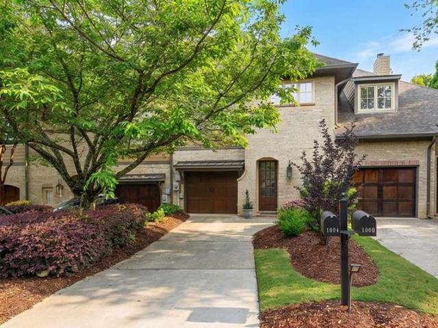 Townhouse for sale in Birmingham, Alabama