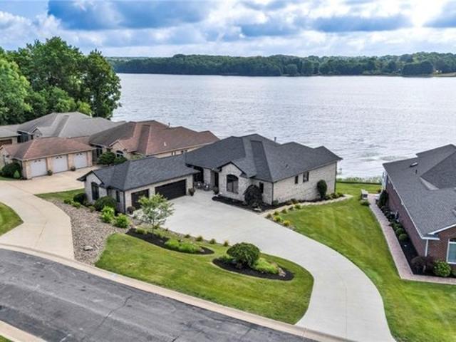 House for sale in Columbiana, Ohio
