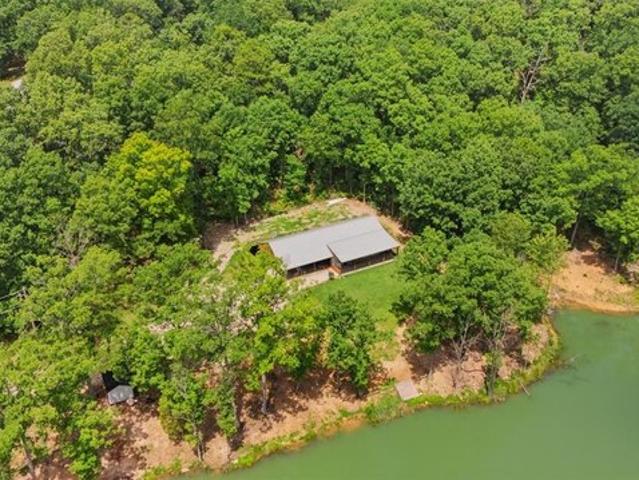 House for sale in Mineral Point, Missouri