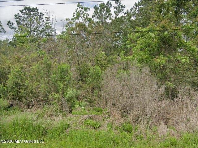 Land for sale in Bay Saint Louis, Mississippi