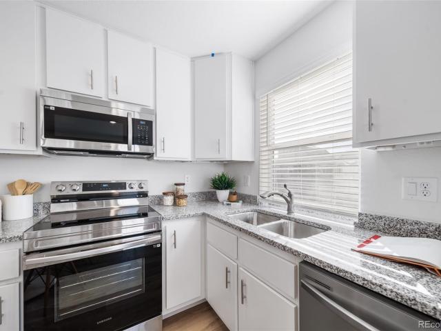 House for sale in Eno, Commerce City