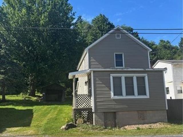 House for sale in Alverda, Pennsylvania