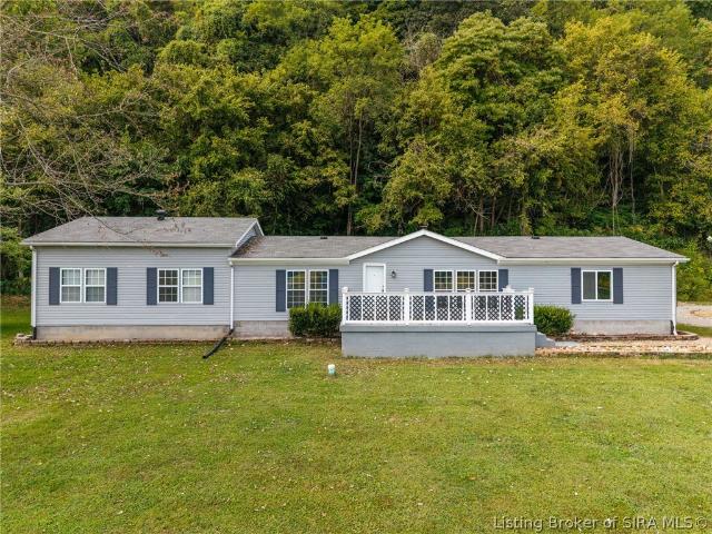House for sale in Elizabeth, Indiana