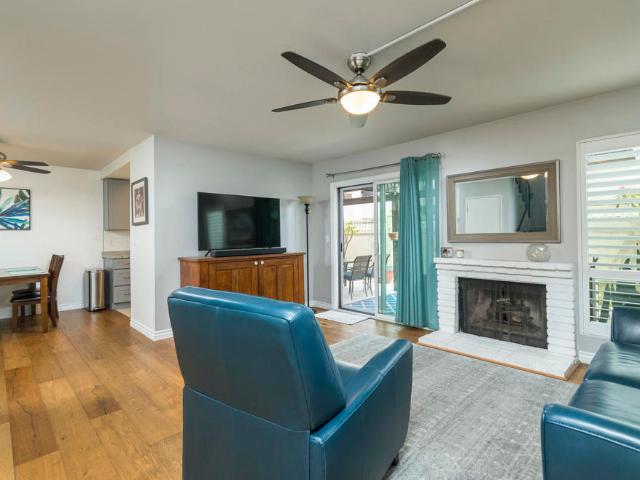 Townhouse for sale in Santa Fe Springs, California