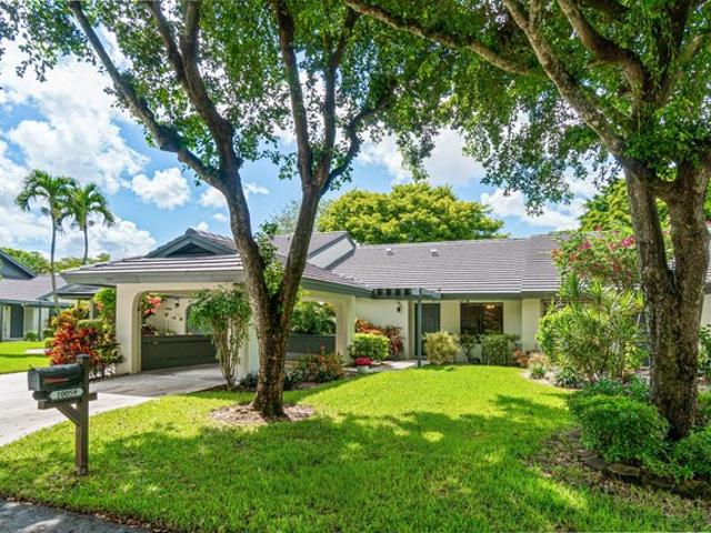 Townhouse for sale in Boynton Beach, Palm Beach County