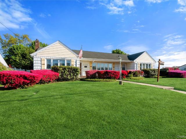 House for sale in Babylon, New York