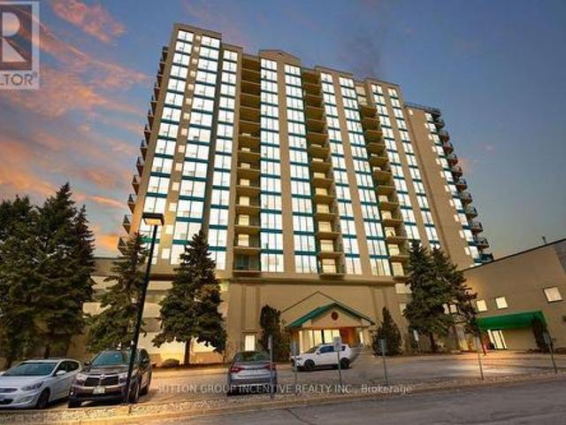 Condo for sale in Barrie, Central Ontario