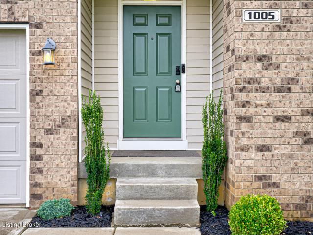 House for sale in La Grange, Kentucky