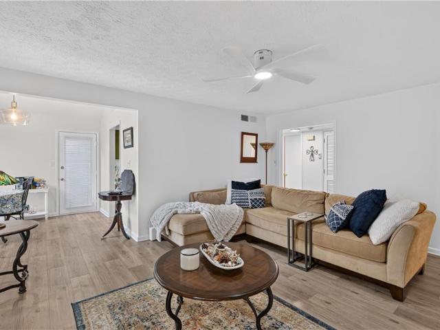 Condo for sale in Roswell, Fulton County