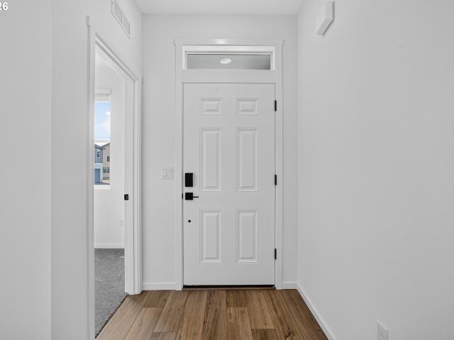 Townhouse for sale in Woodburn, Marion County