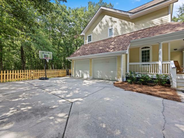 House for sale in Hanahan, South Carolina