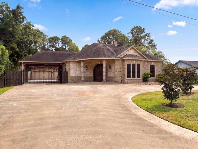 House for sale in Kemah, Texas