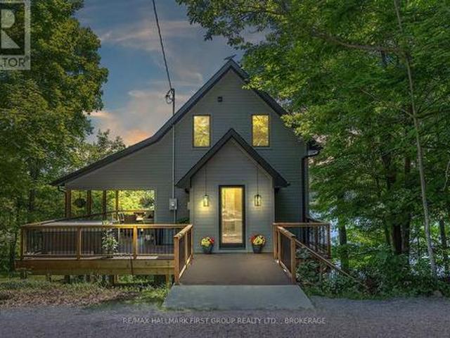 House for sale in South Frontenac, Ontario