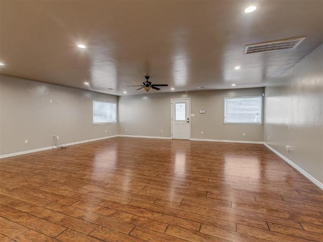 Commercial for sale in Prague, Oklahoma