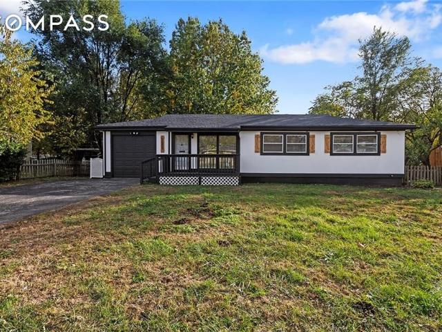 House for sale in Gladstone, Missouri