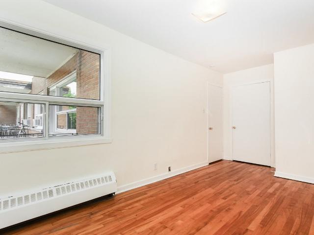 Apartment for rent in St. Leonard's, Quebec