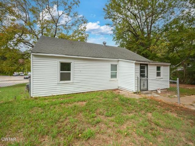House for sale in Trenton, West Tennessee