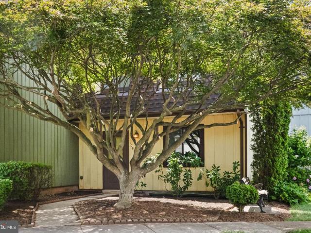 Townhouse for sale in Virginia