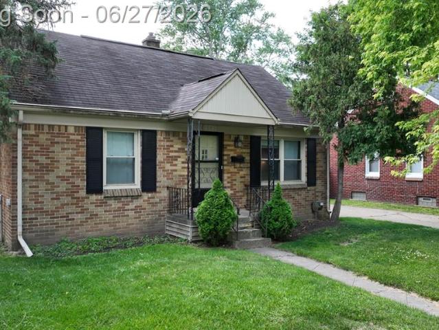House for sale in Waterford, Michigan