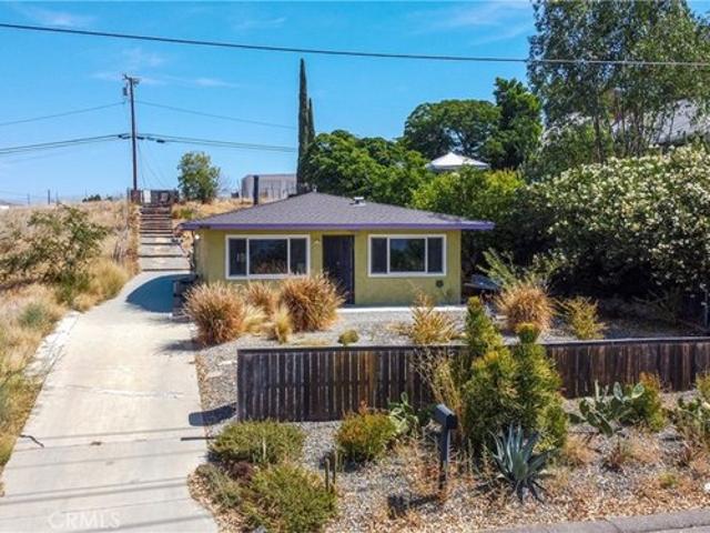House for sale in Lake Elsinore, California