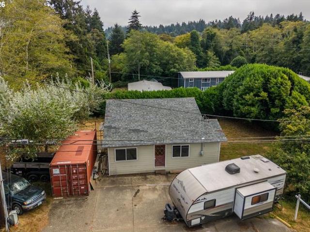 House for sale in Coos Bay, Coos County