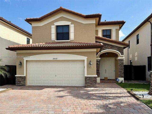 House for sale in Saint Maarten, Doral