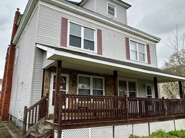 House for sale in Moundsville, West Virginia