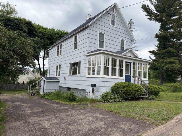 House for sale in Houghton, Michigan