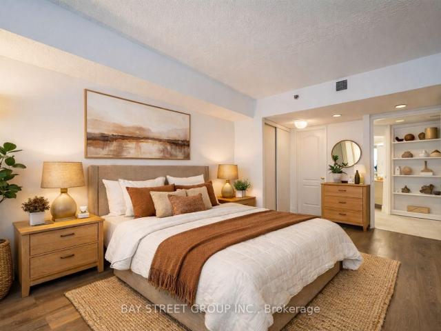 Condo for sale in Woburn, Ontario