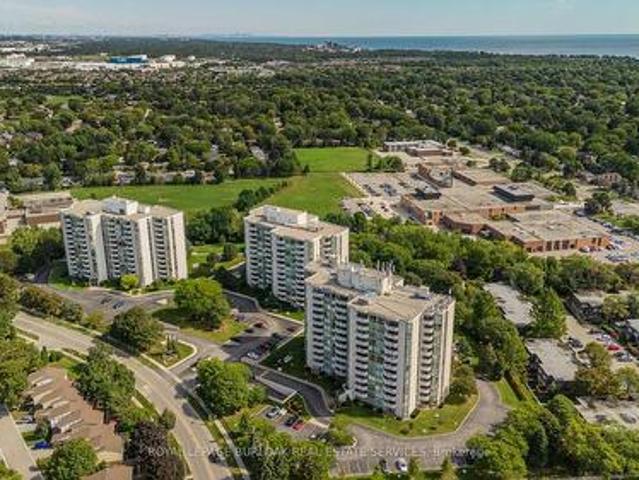Condo for sale in Burlington, Golden Horseshoe
