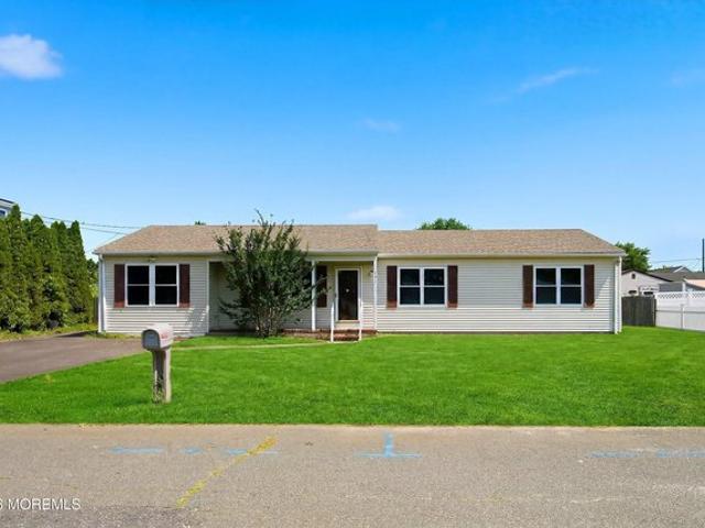 House for sale in Lanoka Harbor, New Jersey
