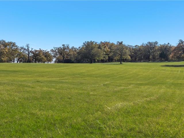 House for sale in Milam, Texas