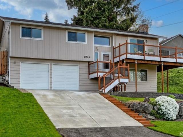 House for sale in Renton, Washington