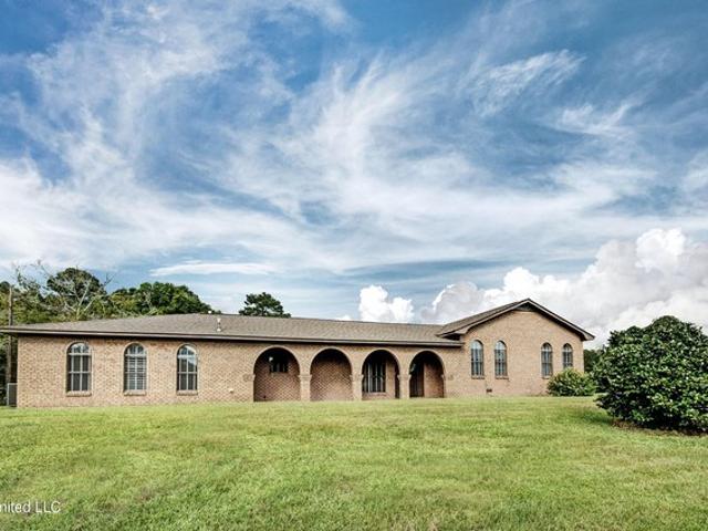 House for sale in Carthage, Mississippi