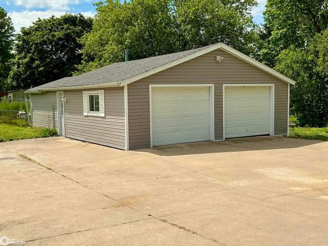House for sale in Centerville, Iowa
