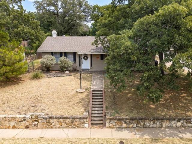 House for sale in Grapevine, Texas