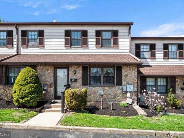 Condo for sale in Willow Grove, Pennsylvania