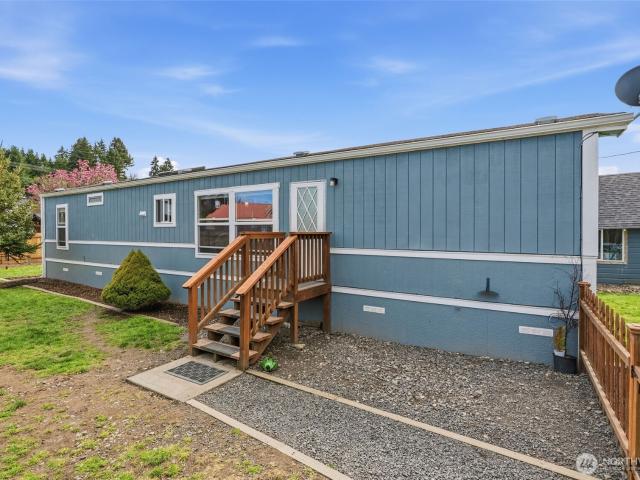 House for sale in Winlock, Washington