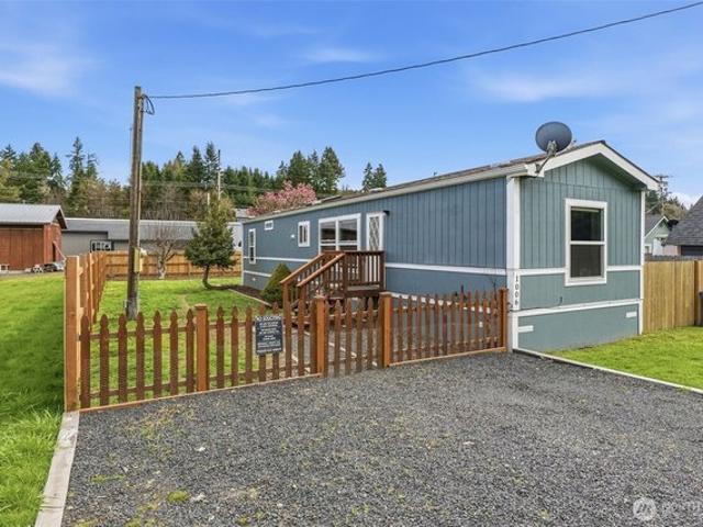House for sale in Winlock, Washington