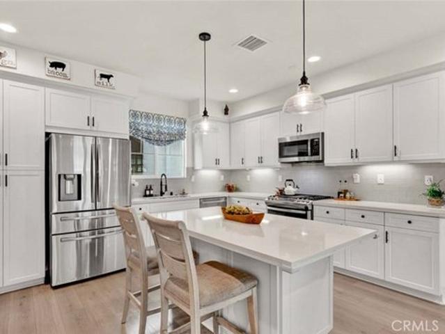 Condo for sale in Tustin, California