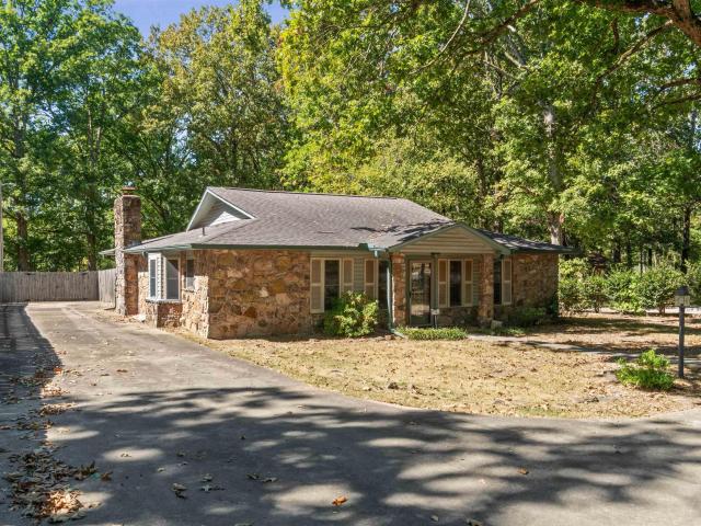 House for sale in White Hall, Jefferson County