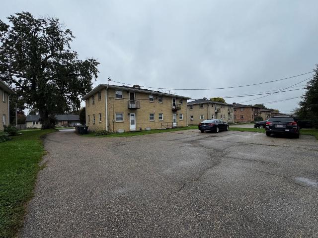 House for sale in Burr Oaks, Madison