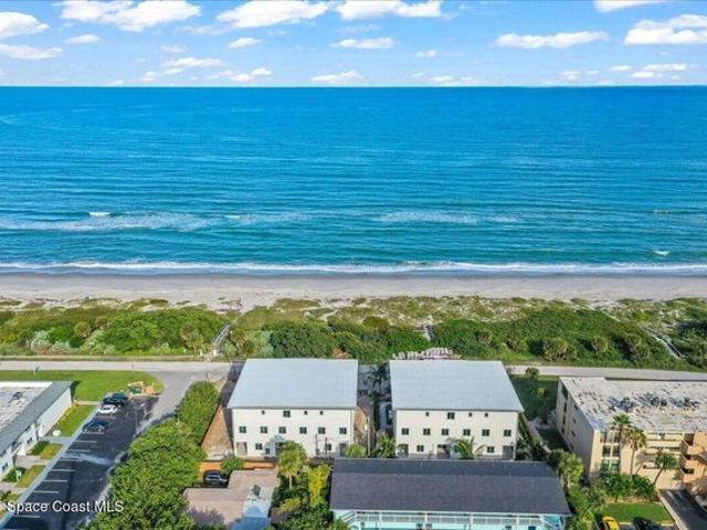 Townhouse for sale in Indialantic, Florida
