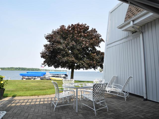 Condo for sale in Syracuse