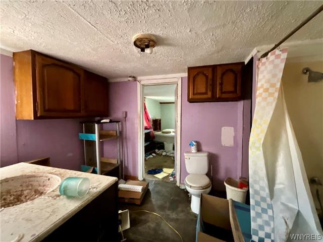 House for sale in Yorkshire, New York