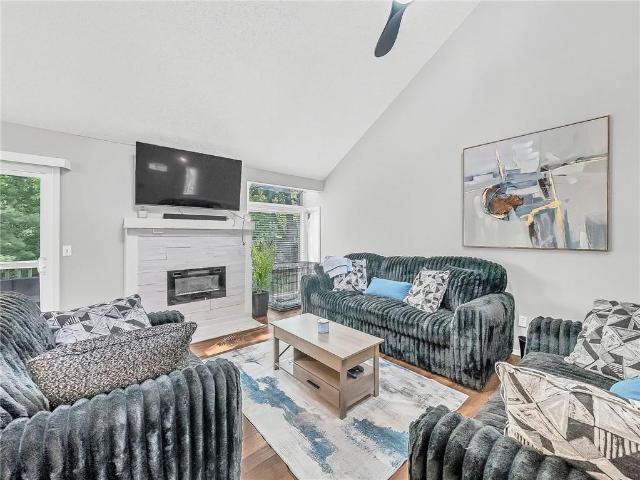 Townhouse for sale in Kansas City, Missouri