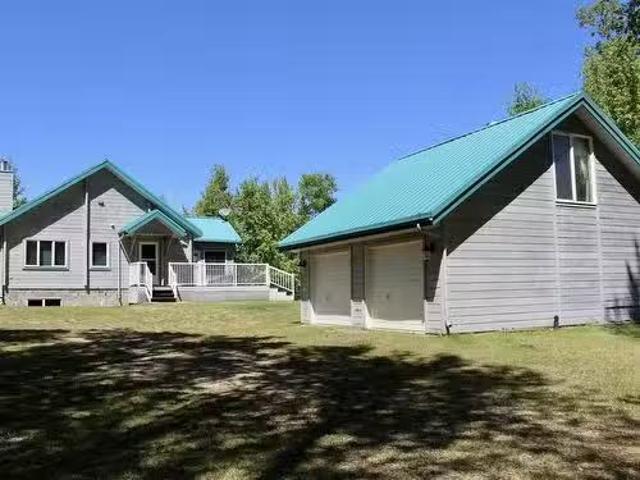 House for sale in Alberta