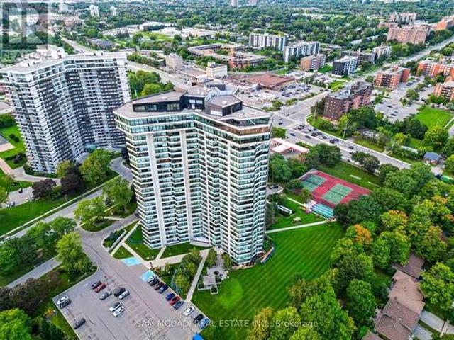 Condo for sale in Applewood, Mississauga