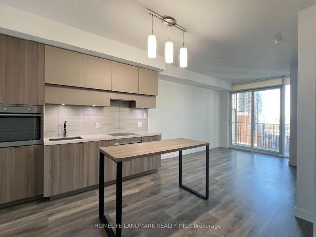 Condo for sale in Toronto, Golden Horseshoe